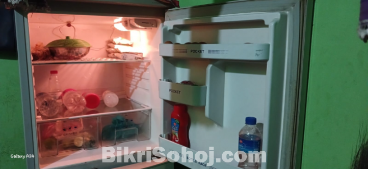 কনংকা ফ্রিজ